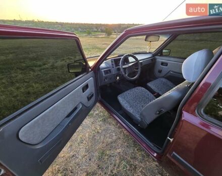 Красный ЗАЗ 1102 Таврія-Нова, объемом двигателя 1.2 л и пробегом 70 тыс. км за 1800 $, фото 13 на Automoto.ua