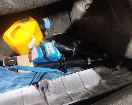 Красный ЗАЗ 1102 Таврія-Нова, объемом двигателя 1.2 л и пробегом 196 тыс. км за 719 $, фото 3 на Automoto.ua