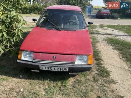 ЗАЗ 1102 Таврия-Нова 1998 у Запоріжжя на Automoto.ua Червоний ЗАЗ 1102 Таврия-Нова, об'ємом двигуна 1.3 л та пробігом 178 тис. км за 697 $, фото 1 на Automoto.ua