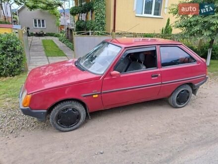 ЗАЗ 1102 Таврия-Нова 2003 у Тячеве на Automoto.ua Червоний ЗАЗ 1102 Таврия-Нова, об'ємом двигуна 1.3 л та пробігом 75 тис. км за 900 $, фото 1 на Automoto.ua