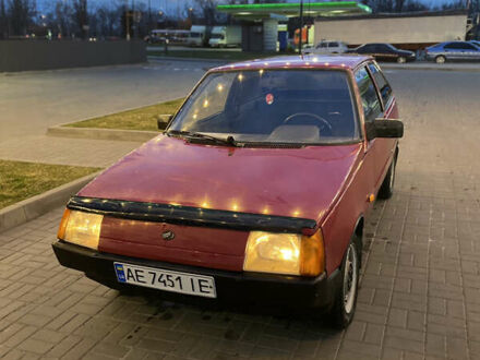 ЗАЗ 1102 Таврия-Нова 2004 у Дніпро (Дніпропетровську) на Automoto.ua Червоний ЗАЗ 1102 Таврия-Нова, об'ємом двигуна 1.09 л та пробігом 90 тис. км за 842 $, фото 1 на Automoto.ua