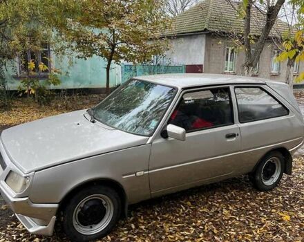 Серый ЗАЗ 1102 Таврія-Нова, объемом двигателя 1.1 л и пробегом 200 тыс. км за 900 $, фото 4 на Automoto.ua