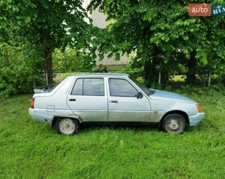 Серый ЗАЗ 1102 Таврія-Нова, объемом двигателя 1.2 л и пробегом 200 тыс. км за 450 $, фото 1 на Automoto.ua
