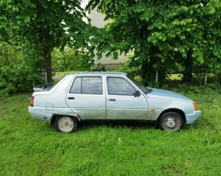 Серый ЗАЗ 1102 Таврия-Нова, объемом двигателя 1.2 л и пробегом 200 тыс. км за 450 $, фото 3 на Automoto.ua