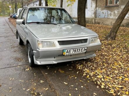 Серый ЗАЗ 1102 Таврия-Нова, объемом двигателя 1.3 л и пробегом 200 тыс. км за 950 $, фото 1 на Automoto.ua