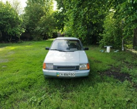 Серый ЗАЗ 1102 Таврия-Нова, объемом двигателя 1.2 л и пробегом 200 тыс. км за 450 $, фото 1 на Automoto.ua