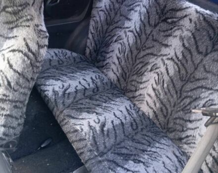 ЗАЗ 1102 Таврия-Нова 1998 в Запорожье на Automoto.ua Синий ЗАЗ 1102 Таврия-Нова, объемом двигателя 1.1 л и пробегом 300 тыс. км за 700 $, фото 6 на Automoto.ua