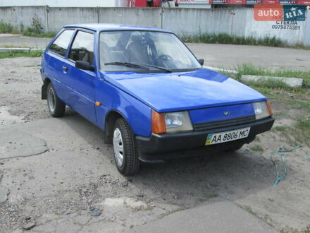 ЗАЗ 1102 Таврия-Нова 2000 у Києві на Automoto.ua Синій ЗАЗ 1102 Таврия-Нова, об'ємом двигуна 1.1 л та пробігом 132 тис. км за 850 $, фото 1 на Automoto.ua