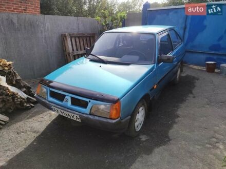 ЗАЗ 1102 Таврия-Нова 2004 у Тростянець на Automoto.ua Синій ЗАЗ 1102 Таврия-Нова, об'ємом двигуна 1.2 л та пробігом 100 тис. км за 800 $, фото 1 на Automoto.ua