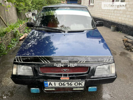 Синій ЗАЗ 1102 Таврия-Нова, об'ємом двигуна 1.2 л та пробігом 300 тис. км за 1500 $, фото 1 на Automoto.ua