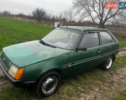 Зеленый ЗАЗ 1102 Таврія-Нова, объемом двигателя 1.2 л и пробегом 300 тыс. км за 900 $, фото 2 на Automoto.ua