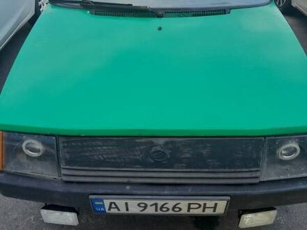 ЗАЗ 1102 Таврия-Нова 2003 в Киеве на Automoto.ua Зеленый ЗАЗ 1102 Таврия-Нова, объемом двигателя 1.2 л и пробегом 100 тыс. км за 1050 $, фото 1 на Automoto.ua