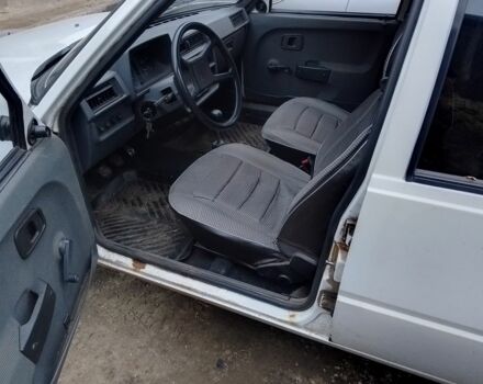 ЗАЗ 1103 Славута 2001 в Прилуках на Automoto.ua Белый ЗАЗ 1103 Славута, объемом двигателя 1 л и пробегом 89 тыс. км за 1200 $, фото 4 на Automoto.ua