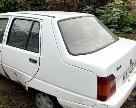 Белый ЗАЗ 1103 Славута, объемом двигателя 1.2 л и пробегом 500 тыс. км за 400 $, фото 4 на Automoto.ua