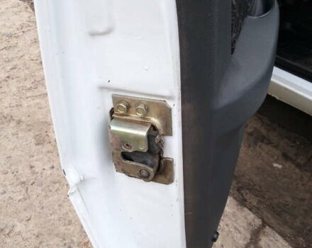 Білий ЗАЗ 1103 Славута, об'ємом двигуна 1.2 л та пробігом 82 тис. км за 1900 $, фото 10 на Automoto.ua