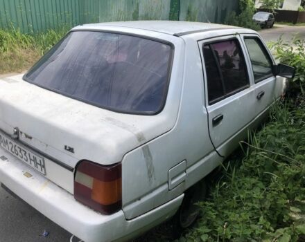 Белый ЗАЗ 1103 Славута, объемом двигателя 1.2 л и пробегом 2 тыс. км за 504 $, фото 3 на Automoto.ua