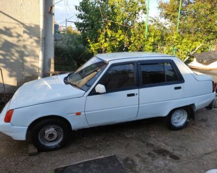 Белый ЗАЗ 1103 Славута, объемом двигателя 1.2 л и пробегом 128 тыс. км за 800 $, фото 1 на Automoto.ua