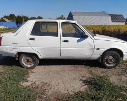 Белый ЗАЗ 1103 Славута, объемом двигателя 1.2 л и пробегом 65 тыс. км за 945 $, фото 2 на Automoto.ua