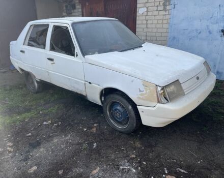 Белый ЗАЗ 1103 Славута, объемом двигателя 1 л и пробегом 123 тыс. км за 400 $, фото 4 на Automoto.ua