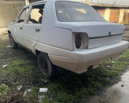 Белый ЗАЗ 1103 Славута, объемом двигателя 1 л и пробегом 123 тыс. км за 400 $, фото 2 на Automoto.ua