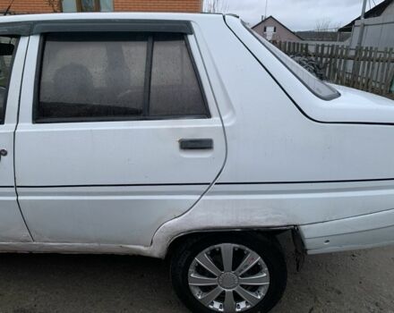 Белый ЗАЗ 1103 Славута, объемом двигателя 1.3 л и пробегом 135 тыс. км за 750 $, фото 2 на Automoto.ua