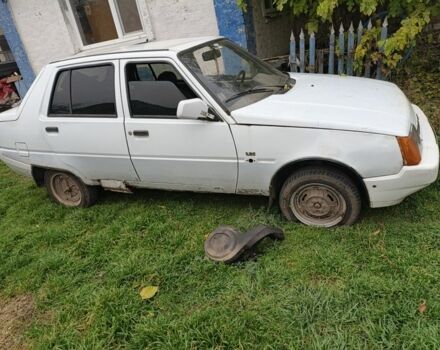 Белый ЗАЗ 1103 Славута, объемом двигателя 1.2 л и пробегом 100 тыс. км за 358 $, фото 1 на Automoto.ua