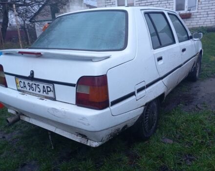 Белый ЗАЗ 1103 Славута, объемом двигателя 1.3 л и пробегом 123 тыс. км за 400 $, фото 2 на Automoto.ua