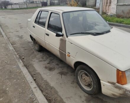 Белый ЗАЗ 1103 Славута, объемом двигателя 1 л и пробегом 2 тыс. км за 350 $, фото 1 на Automoto.ua