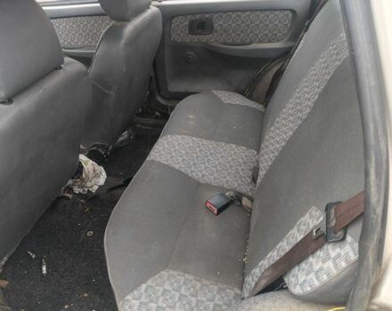 Белый ЗАЗ 1103 Славута, объемом двигателя 1 л и пробегом 2 тыс. км за 350 $, фото 4 на Automoto.ua