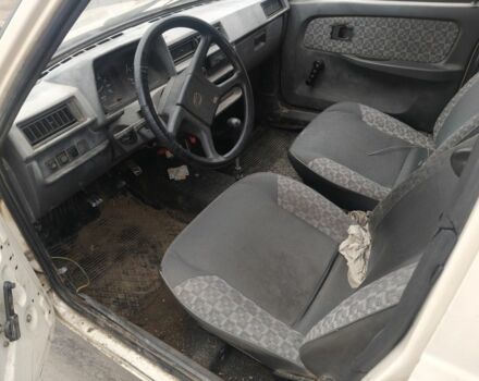 Белый ЗАЗ 1103 Славута, объемом двигателя 1 л и пробегом 2 тыс. км за 350 $, фото 3 на Automoto.ua