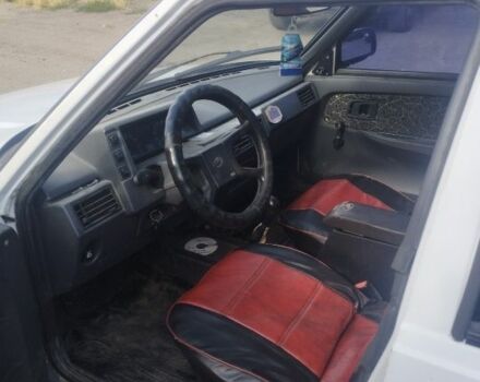 ЗАЗ 1103 Славута 2006 в Николаеве на Automoto.ua Белый ЗАЗ 1103 Славута, объемом двигателя 0 л и пробегом 200 тыс. км за 700 $, фото 6 на Automoto.ua