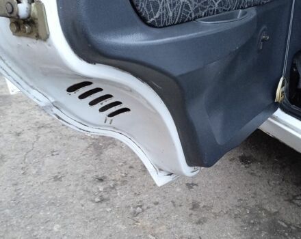 Белый ЗАЗ 1103 Славута, объемом двигателя 1.2 л и пробегом 67 тыс. км за 1100 $, фото 7 на Automoto.ua