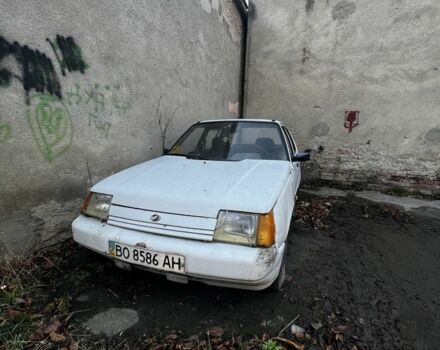 Белый ЗАЗ 1103 Славута, объемом двигателя 1.2 л и пробегом 3 тыс. км за 900 $, фото 4 на Automoto.ua