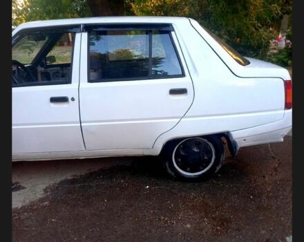 Белый ЗАЗ 1103 Славута, объемом двигателя 1.2 л и пробегом 34 тыс. км за 1100 $, фото 2 на Automoto.ua