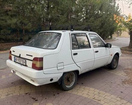 Белый ЗАЗ 1103 Славута, объемом двигателя 1.2 л и пробегом 156 тыс. км за 850 $, фото 4 на Automoto.ua