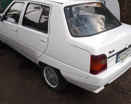 Белый ЗАЗ 1103 Славута, объемом двигателя 1.2 л и пробегом 400 тыс. км за 1100 $, фото 5 на Automoto.ua