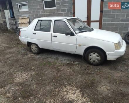 Білий ЗАЗ 1103 Славута, об'ємом двигуна 0.65 л та пробігом 187 тис. км за 700 $, фото 1 на Automoto.ua
