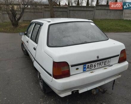 Белый ЗАЗ 1103 Славута, объемом двигателя 1.2 л и пробегом 165 тыс. км за 650 $, фото 3 на Automoto.ua