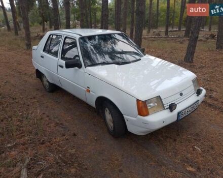 Белый ЗАЗ 1103 Славута, объемом двигателя 1.2 л и пробегом 140 тыс. км за 999 $, фото 4 на Automoto.ua