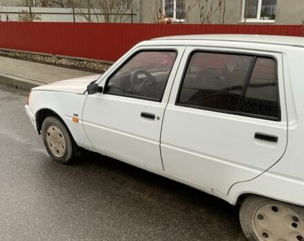 Белый ЗАЗ 1103 Славута, объемом двигателя 1.2 л и пробегом 736 тыс. км за 900 $, фото 2 на Automoto.ua