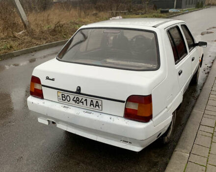 Белый ЗАЗ 1103 Славута, объемом двигателя 0.15 л и пробегом 73 тыс. км за 900 $, фото 3 на Automoto.ua