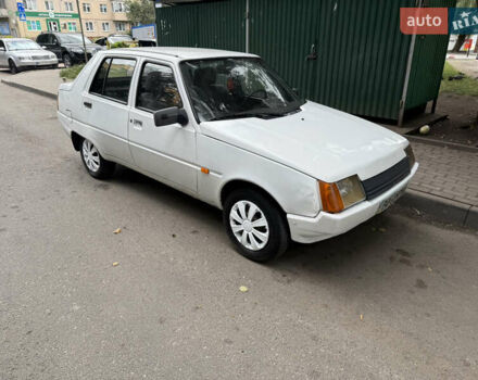 Белый ЗАЗ 1103 Славута, объемом двигателя 1.2 л и пробегом 180 тыс. км за 799 $, фото 1 на Automoto.ua