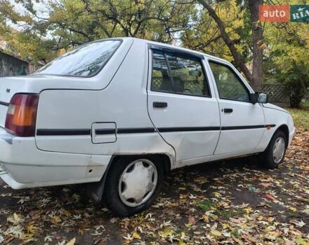 ЗАЗ 1103 Славута 2005 у Києві на Automoto.ua Білий ЗАЗ 1103 Славута, об'ємом двигуна 1.2 л та пробігом 99 тис. км за 850 $, фото 4 на Automoto.ua