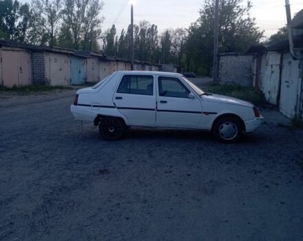 Білий ЗАЗ 1103 Славута, об'ємом двигуна 0 л та пробігом 185 тис. км за 700 $, фото 4 на Automoto.ua