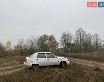 Білий ЗАЗ 1103 Славута, об'ємом двигуна 1.2 л та пробігом 999 тис. км за 800 $, фото 1 на Automoto.ua