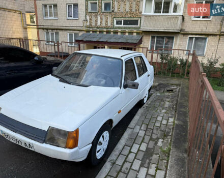 Белый ЗАЗ 1103 Славута, объемом двигателя 1.2 л и пробегом 180 тыс. км за 650 $, фото 1 на Automoto.ua