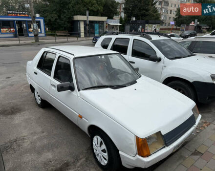 Белый ЗАЗ 1103 Славута, объемом двигателя 1.2 л и пробегом 180 тыс. км за 750 $, фото 19 на Automoto.ua