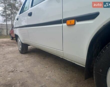 Белый ЗАЗ 1103 Славута, объемом двигателя 1.2 л и пробегом 20 тыс. км за 2350 $, фото 8 на Automoto.ua