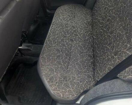 Белый ЗАЗ 1103 Славута, объемом двигателя 1.2 л и пробегом 20 тыс. км за 2350 $, фото 12 на Automoto.ua