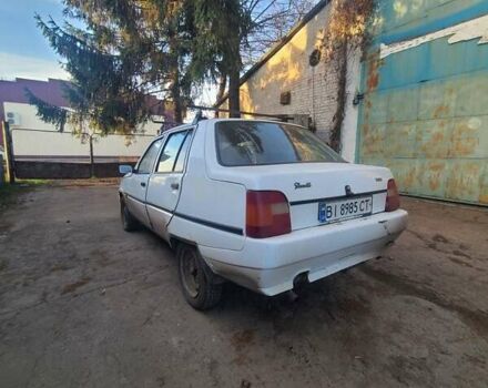 Белый ЗАЗ 1103 Славута, объемом двигателя 1.2 л и пробегом 330 тыс. км за 750 $, фото 3 на Automoto.ua